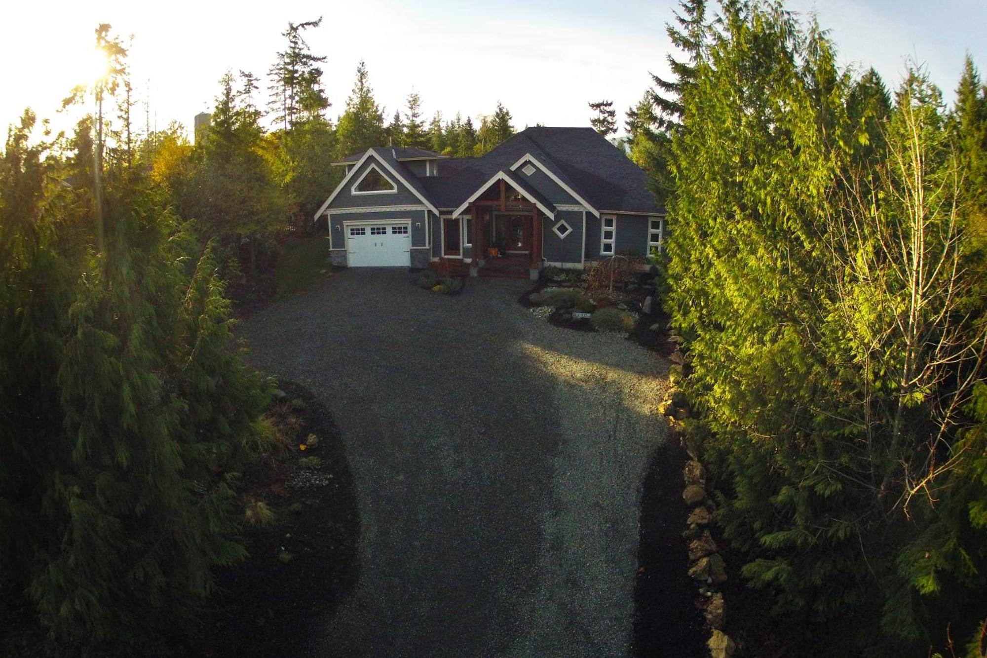 莎尼甘住宿加早餐旅馆 Shawnigan Lake 外观 照片