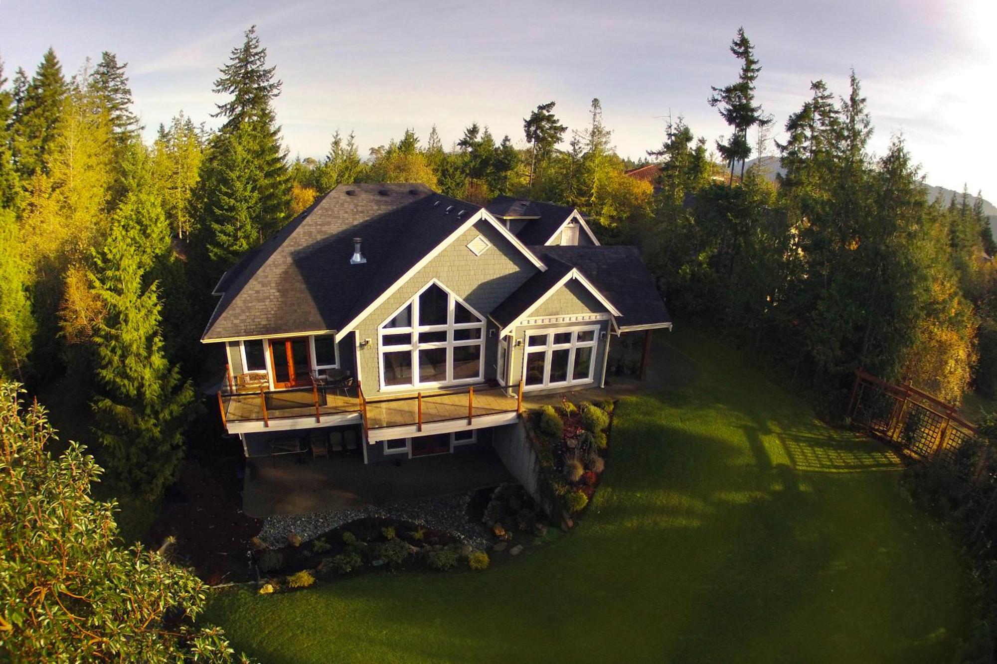 莎尼甘住宿加早餐旅馆 Shawnigan Lake 外观 照片
